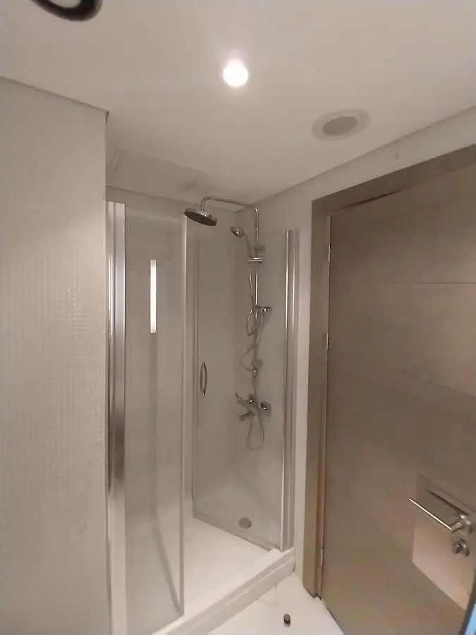 Apartment 5 Person Luxury Accommodation Istanbul