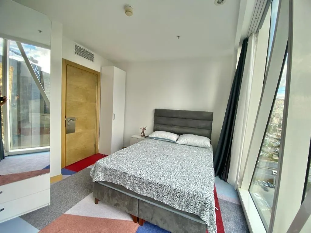 5 Person Luxury Accommodation Istanbul Apartment
